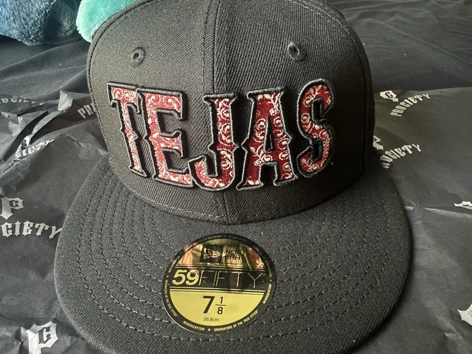 Texas Rangers Mexican Heritage Red Tejas Fitted Hat Size 7-1/8 Limited Edition - Image 2 of 4