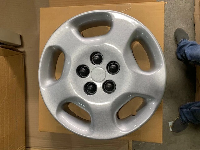 CUBIERTA DE RUEDA DE NEÓN PARA DODGE PLYMOUTH 2000-2002 4656191AF - NUEVO OEM Foto 2 de 4