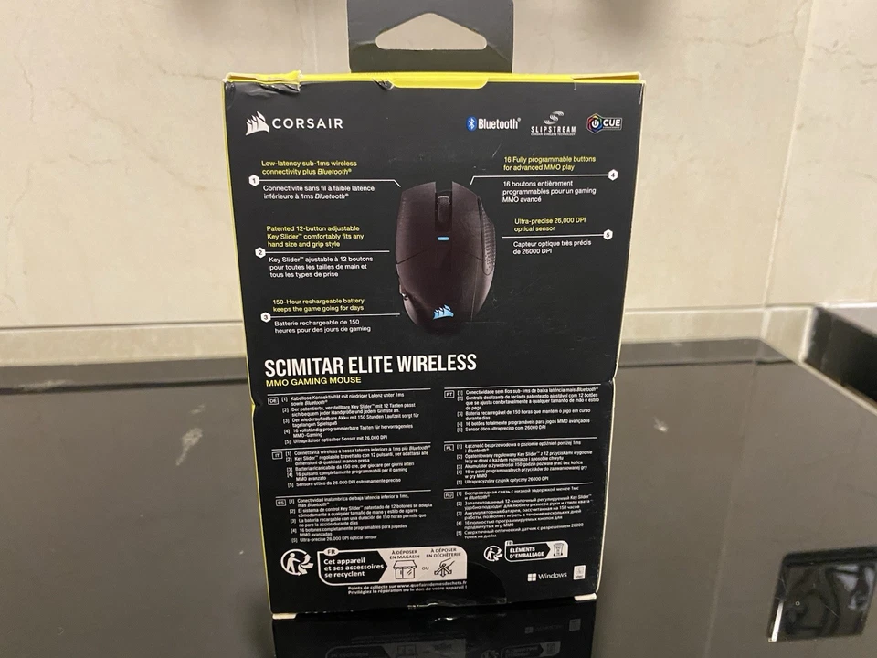 CORSAIR Scimitar Elite Wireless Optical Gaming Mouse - Black. - Image 3 of 4