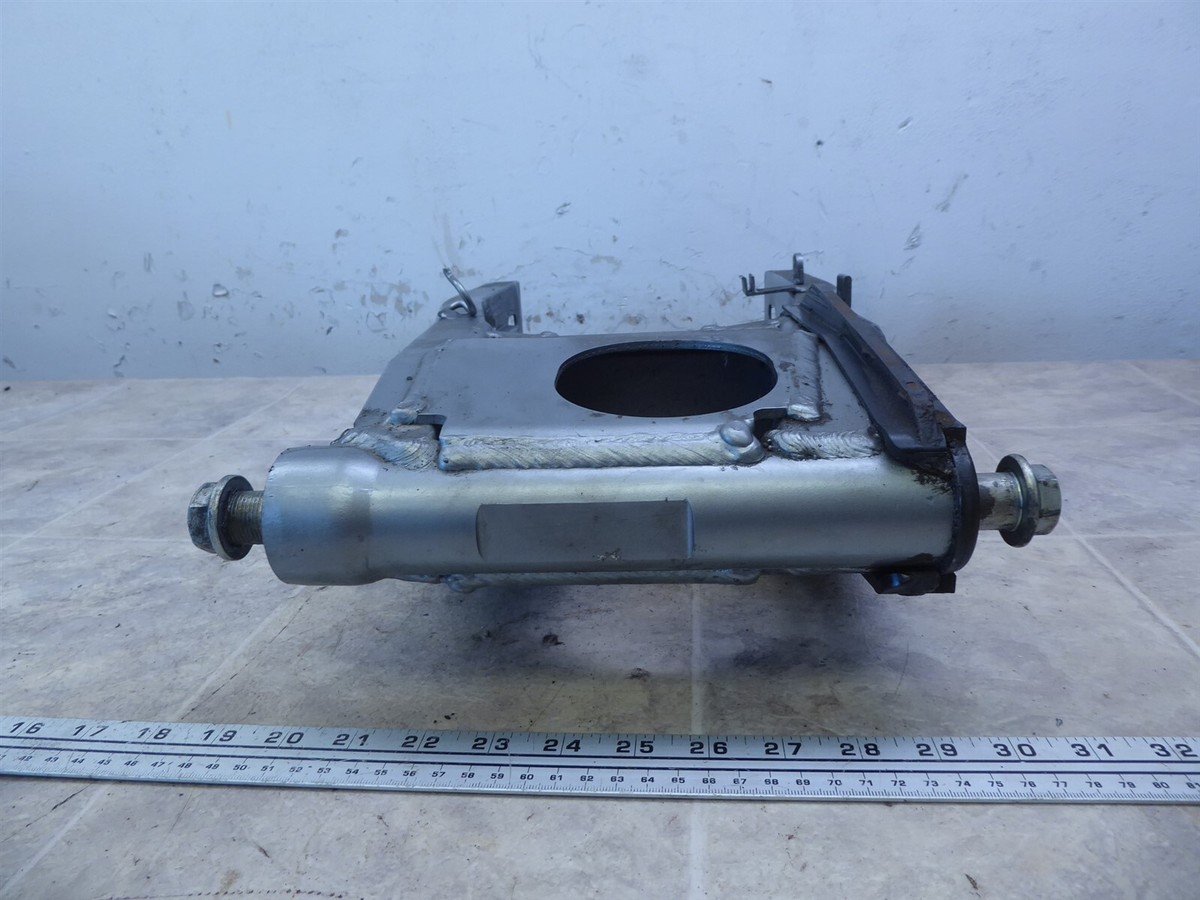 1996 Kawasaki ZX600 ZX6R Ninja K765-1) rear swingarm swing arm