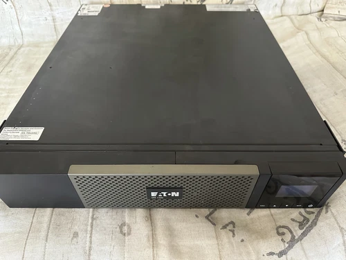 eaton 5px 1500 - Vendu pour piece  - sans batterie.