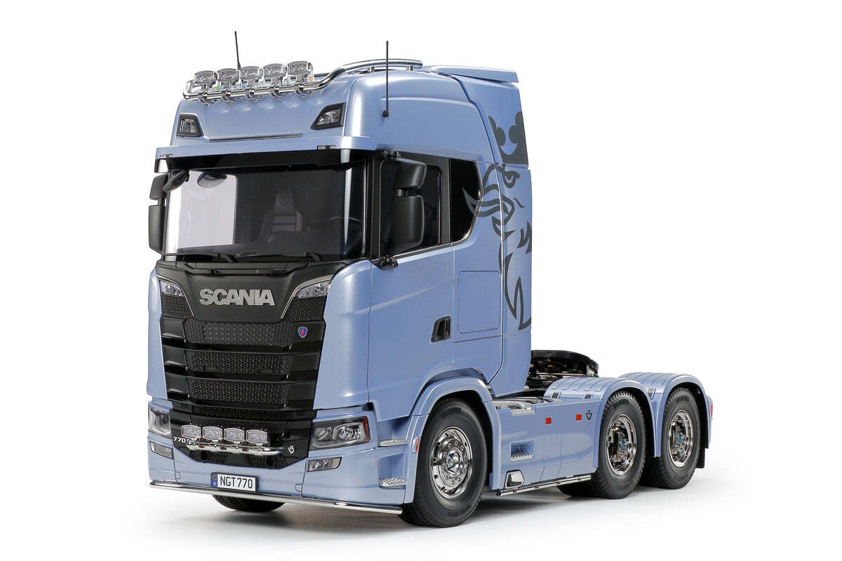 Scania 770 S V8 truck 1/18スケールラジコン スカニア スカニアが誇る最上級トレーラーヘッド「スカニア 770 S 8×4/4