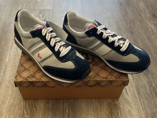 Planos planos de gamuza ROXY para mujer