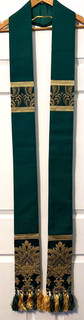 CATHOLIC PRIESTS GREEN ABBEY CLOTH & GREEN & GOLD DAMASK STOLE HOLY ROOD GUILD