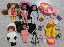 Lot of 5 Vintage Kelly Dolls Plus Accessories (Reindeer, Park, Princess, Others)
