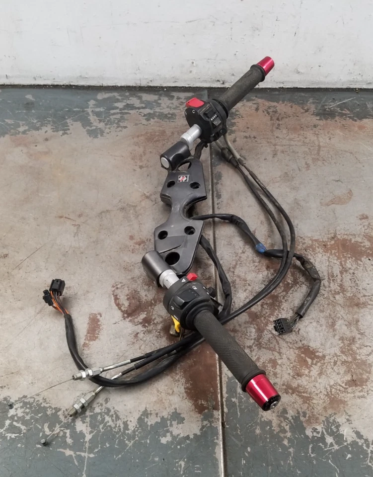 Manillar/controles Suzuki Hayabusa 2012 08-18 #0863 S2 Foto 2 de 4