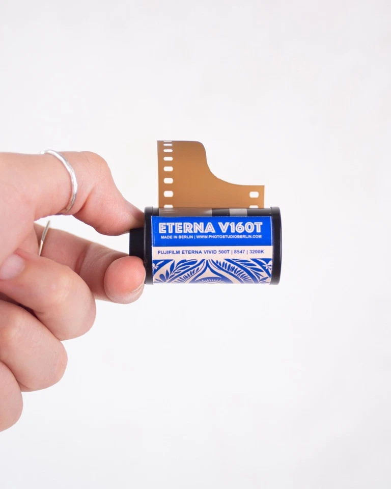 ECN-2 / ETERNA V160T 135/36  Cinestill, Fuji Eterna Vivid 500T - Bild 2 von 4