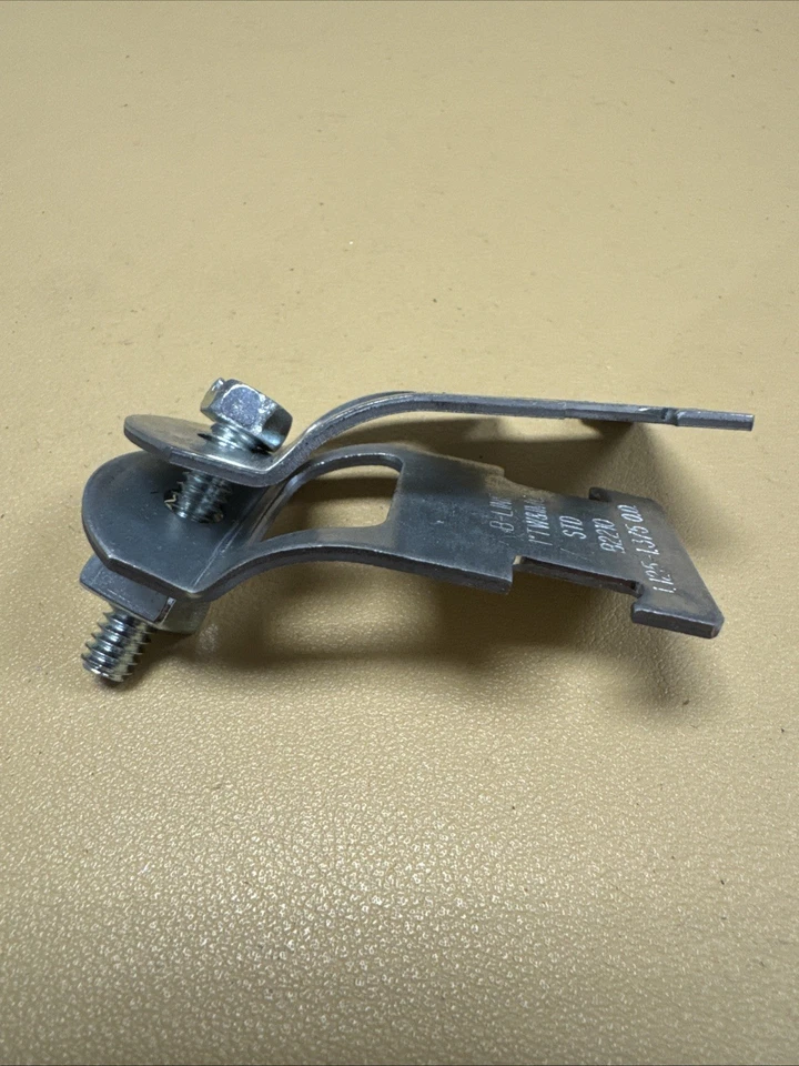 (LOT of 100) B-Line B2210PAYZN, 1" TW/IMC/STD Pipe Clamp, Yellow Zinc - Image 2 of 3