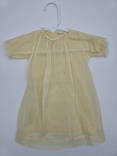De colección. Antiguo vestido amarillo de 14" para muñeca con cabeza de bisque francesa o alemana  - Imagen 1 de 9