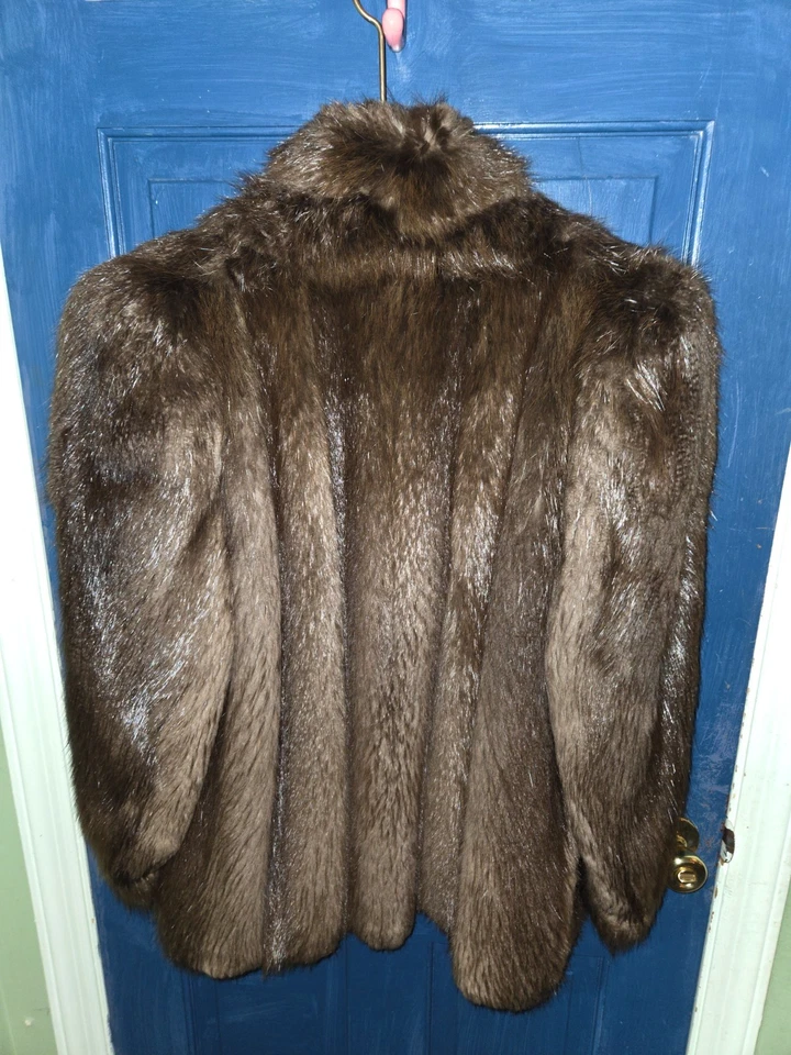Vintage Mid Length Mink Coat Large - Image 2 of 4