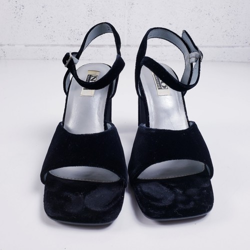 VTG 90s Y2K No Restrictions Women's 8 Black Velvet Open Toe Sandals Chunky Heel - Picture 2 of 10