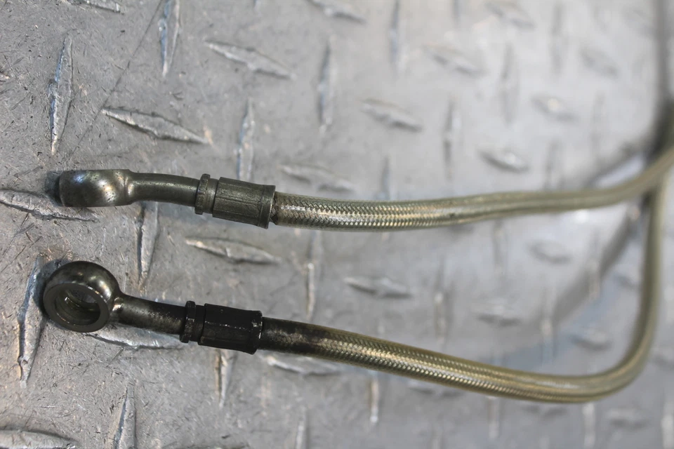 2003 SUZUKI GSXR1000 FRONT BRAKE CALIPER HOSES LINES - Image 4 of 4