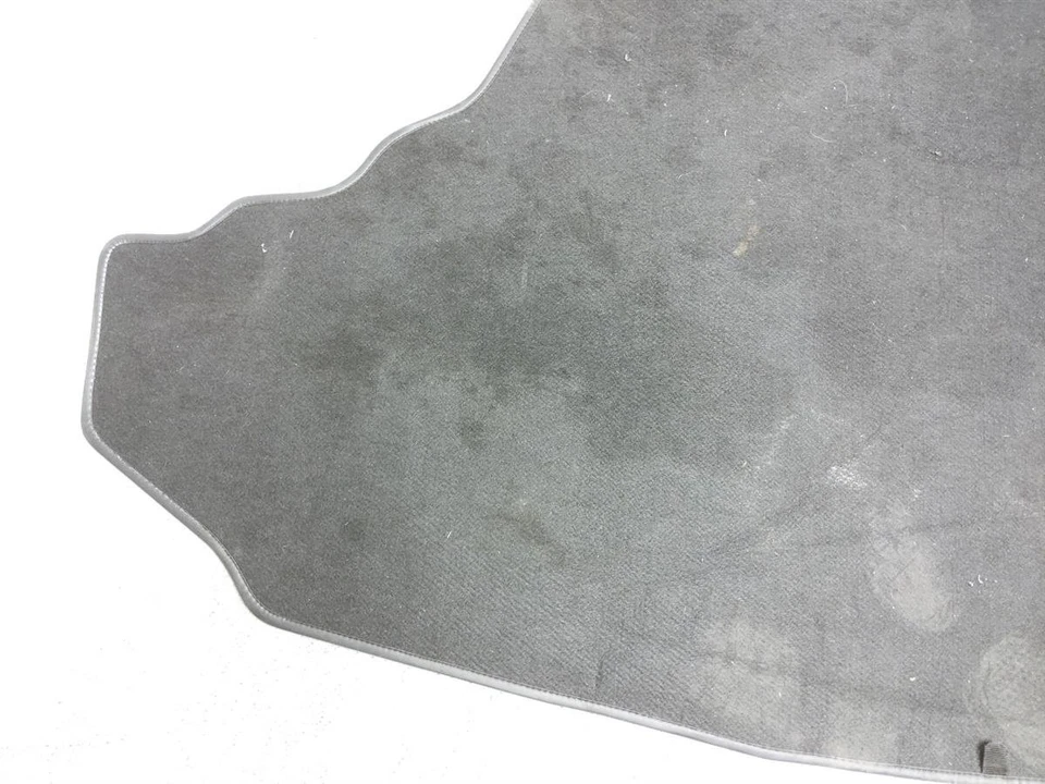 Alfombrilla de piso de carga para piso trasero Infiniti G35 2003-2006 sedán 84902-Al560 Foto 3 de 4