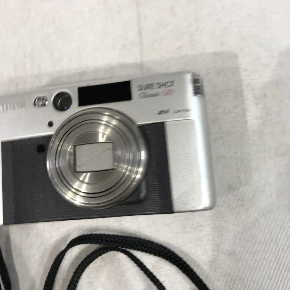 Película compacta Canon Sure Shot 120 clásica de 35 mm + flash Foto 2 de 4