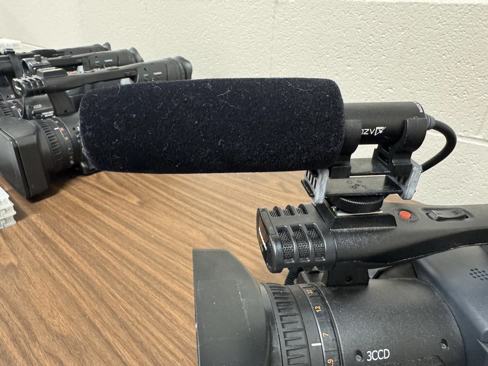 Videocámara Panasonic AG-HPX170P negra Foto 2 de 4