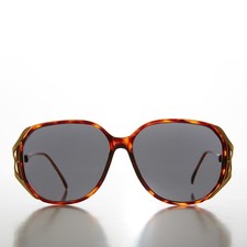 Brown Classic 80s Women's Large Vintage Sunglasses - Aliana