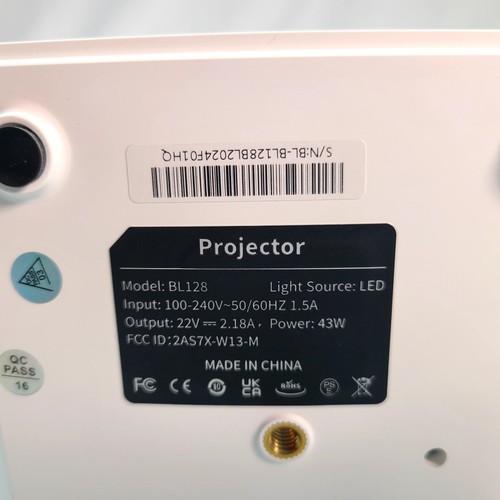 Elephas Portable Mini Projector for iPhone Android TV And More - White - Picture 10 of 22