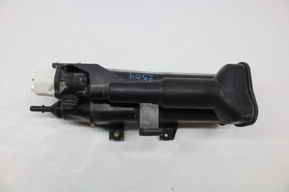 2014 BMW X1 FUEL VAPOR CHACOAL CANISTER 7313821-01 FABRICANTE DE EQUIPAMENTO ORIGINAL 12 13 14 15 - Imagem 2 de 4