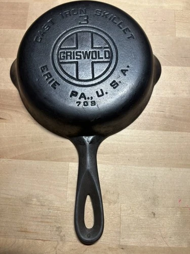 Griswold #3 Large Block Logo Cast Iron Skillet 709 C Restored Vintage Pan