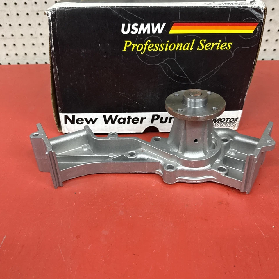 Bomba de agua del motor US Motor Works US9104 para camioneta Nissan D21 Pathfinder 86-95 Foto 3 de 4