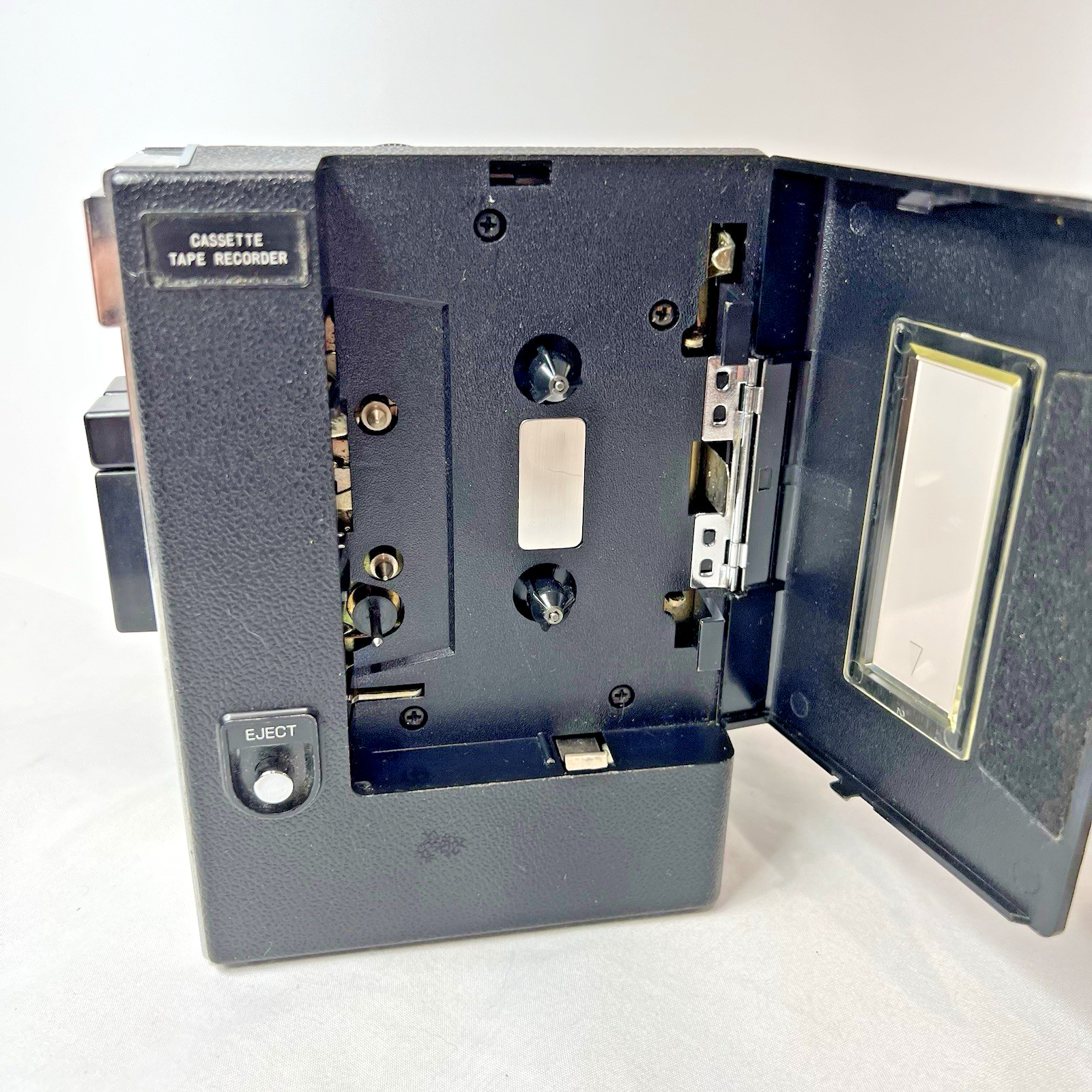 Vintage 1977 Realistic Minisette V Compact Cassette Recorder