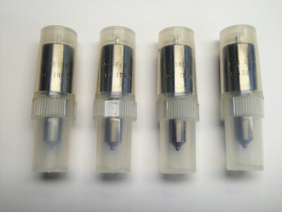 4 X EINSPRITZDÜSE FÜR IHC D - 268  MOTOR / DIESEL ENGINE NOZZLE INJECTOR