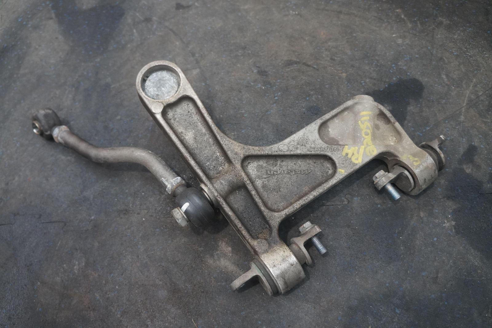 Rear Suspension Right Upper Control Arm 11B0073CP 11B0078CP McLaren MP4-12C 2014