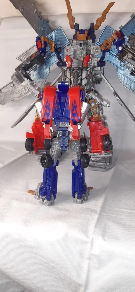 Optimus Prime Trasformers Dark Side Of The Moon- 2011 - Immagine 2 di 4