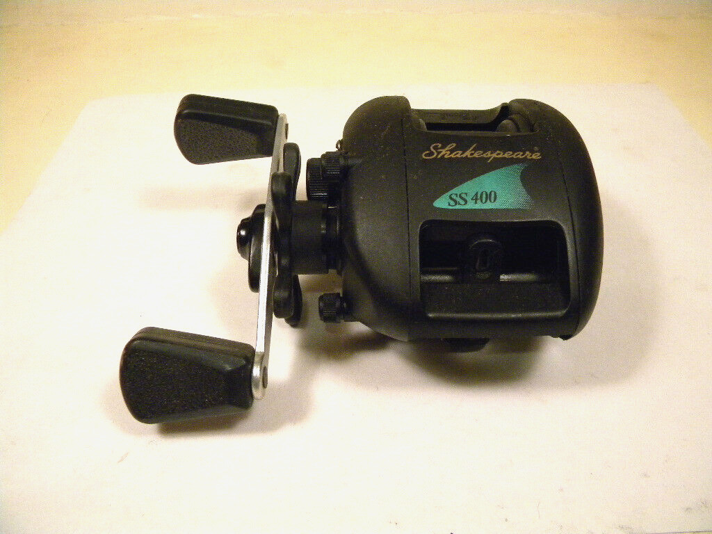 Vintage Shakespeare SS 400 5.5:1 baitcast reel