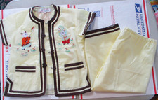 Daffodil Hand Embroidered Oriental Kimona Pajamas Child size 2 - Vintage