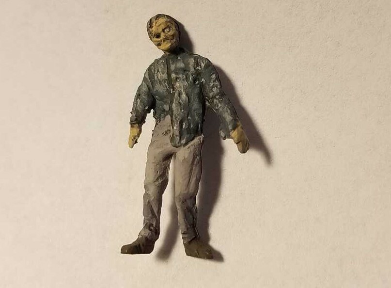Arttista #1614 - Zombie Walking Dead - O Scale Figure - Model Trains - NEW