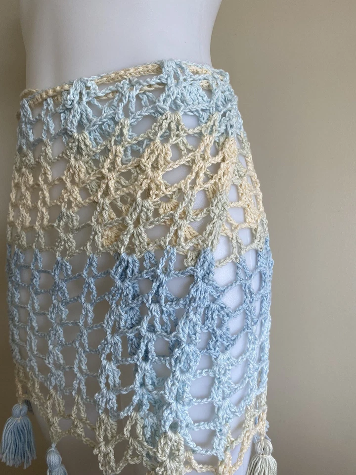 Cubrimiento de playa de ganchillo hecho a mano - grande Foto 2 de 3