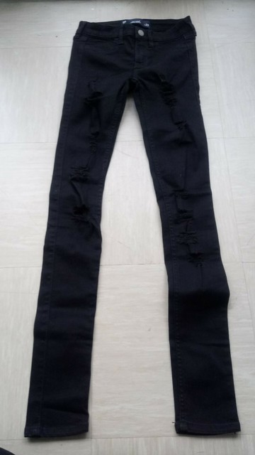 black ripped jeans size 00