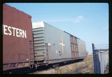 Railroad Slide - Detroit Toledo & Ironton #26367 Box Car 1973 Saline Michigan x3