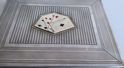 Coffret à Jeux De Cartes En Argent Guilloché Et Bois – Époque 800/1000ème, Style Jeux De Cafés
