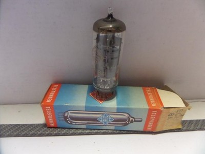 Radioröhre Telefunken ECH84 mit OVP /A34
