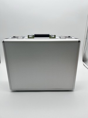 Invicta 18 Slot Silver Aluminum Watch Case Briefcase IPM567-SIL