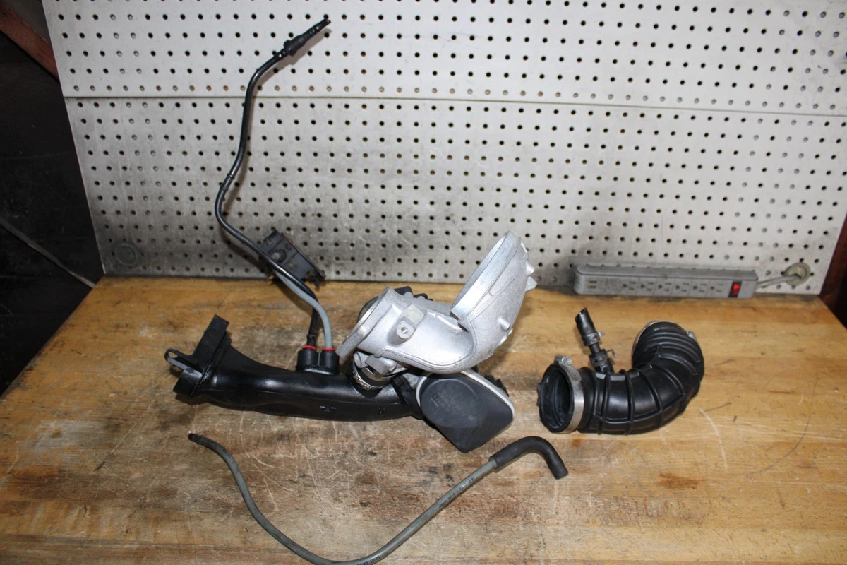 2002-2008 Mini Cooper Air Intake Hose - APA/URO Parts W0133-1977501