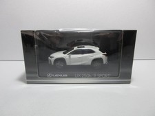 1/43  LEXUS UX250H F SPORT WHITE 415418