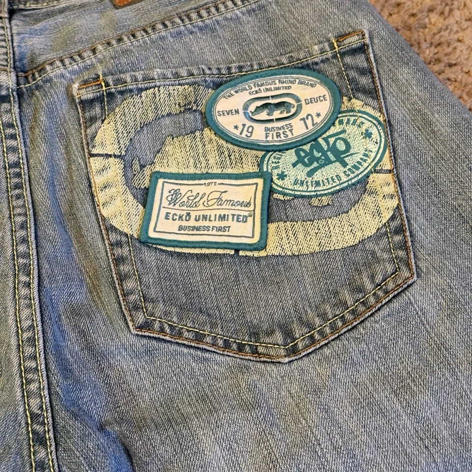 "Pantalones cortos de mezclilla Ecko Unitd para hombre 32"" calce holgado bordados ropa de calle azul" Foto 3 de 4