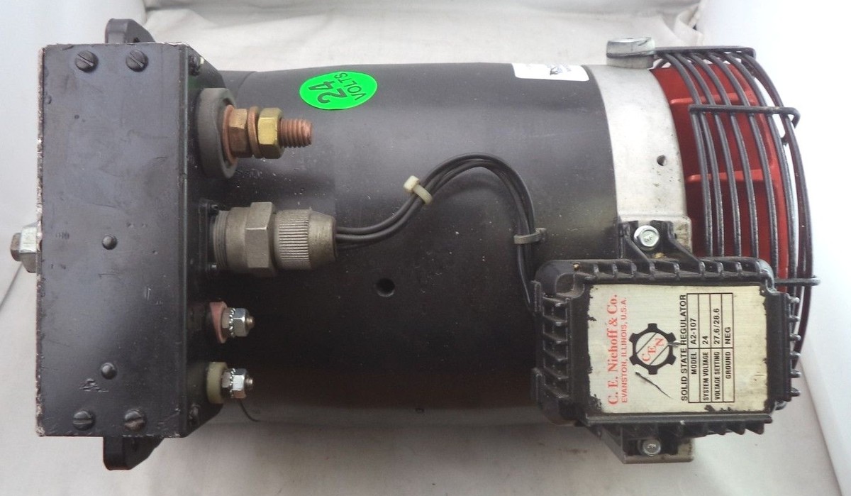 【12345】 Mitsubishi Alternator w Datsun IC Regulator Built in Made in