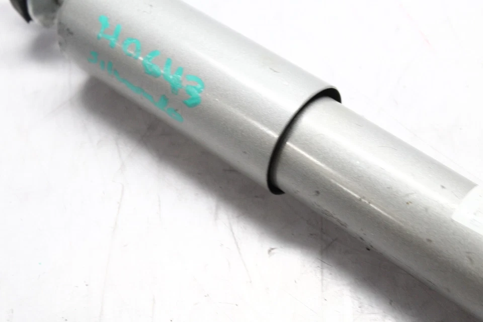 Chevrolet Silverado HD 2001-2007 6,6 L diésel amortiguador delantero izquierdo o derecho H0643 Foto 3 de 4