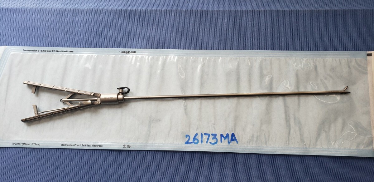 Storz 26173 MA Laparoscopic Macro Needle Holder 5mm x 33cm Ratchet