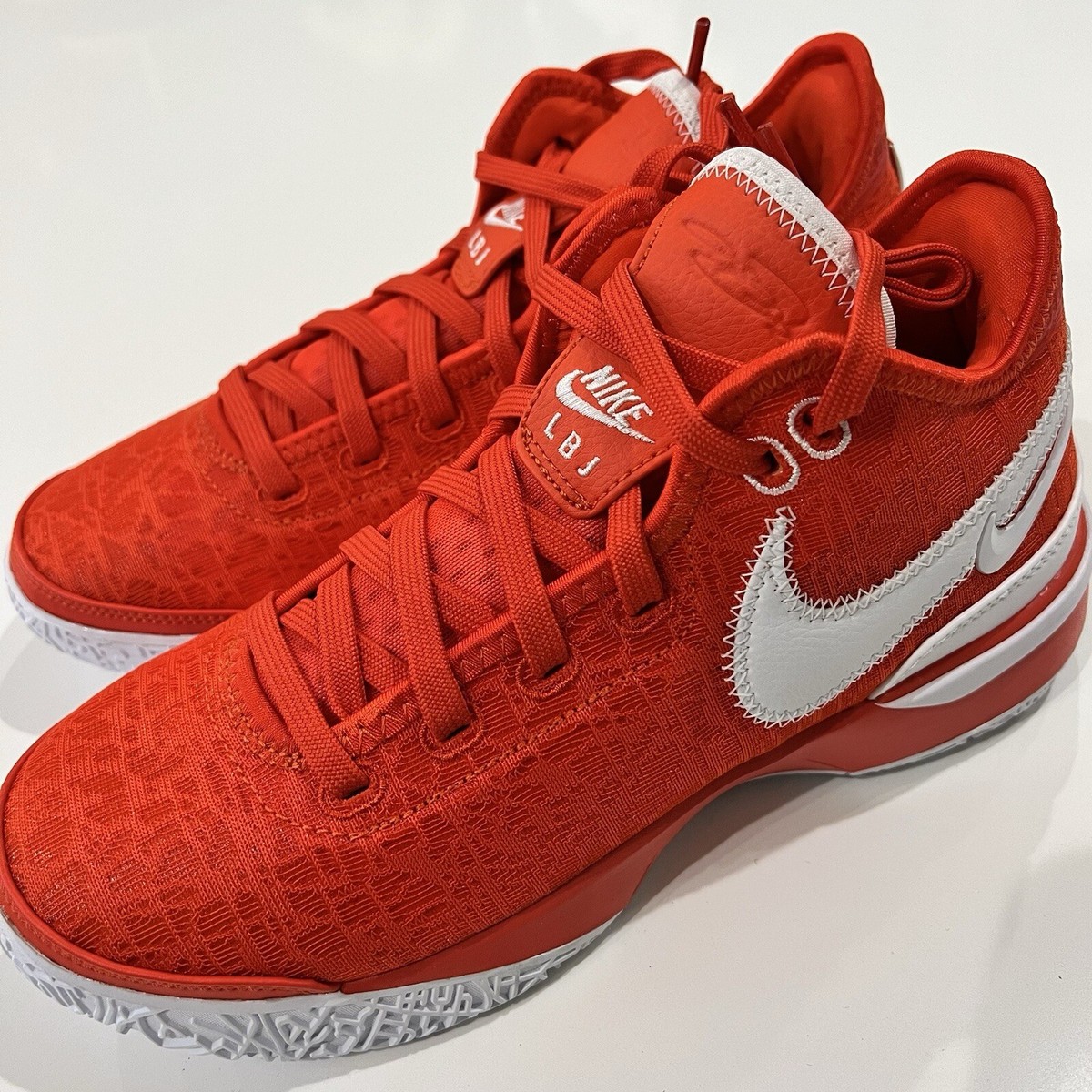 シューズ(男性用) NIKE LEBRONNXXTGEN EP & AJ37 LOW PF 28cm Shop Nike ZM LeBron NXXT GEN - Men's on Sale at BeyondStyle