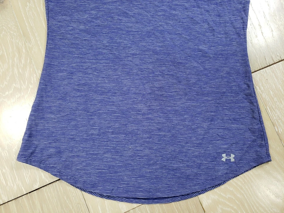 Camisa de gimnasio Under Armour UA para mujer teñido espacial a rayas manga corta púrpura pequeña Foto 2 de 4