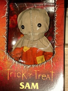 Mezco-Toyz-Living-Dead-Dolls-TRICK-039-R-TREAT-SAM-Mega-Scale-15-Inch-Doll-MINT