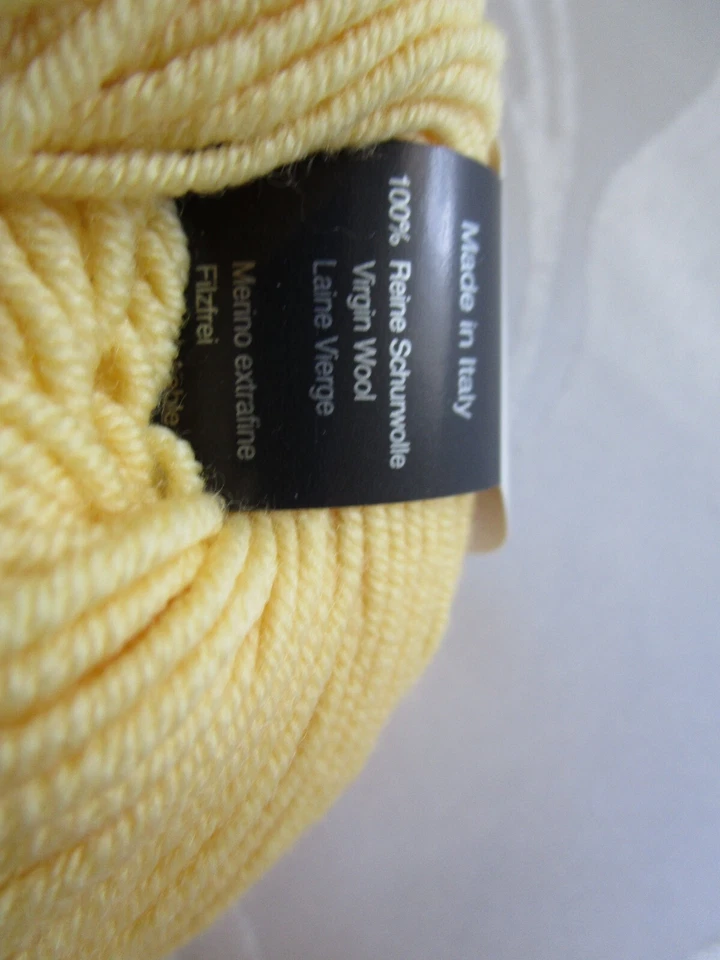 MERINO 2000 LANA GROSSA MERINO WOOL YARN, 50 GM, 175 YDS, MANY COLORS - Image 3 of 4