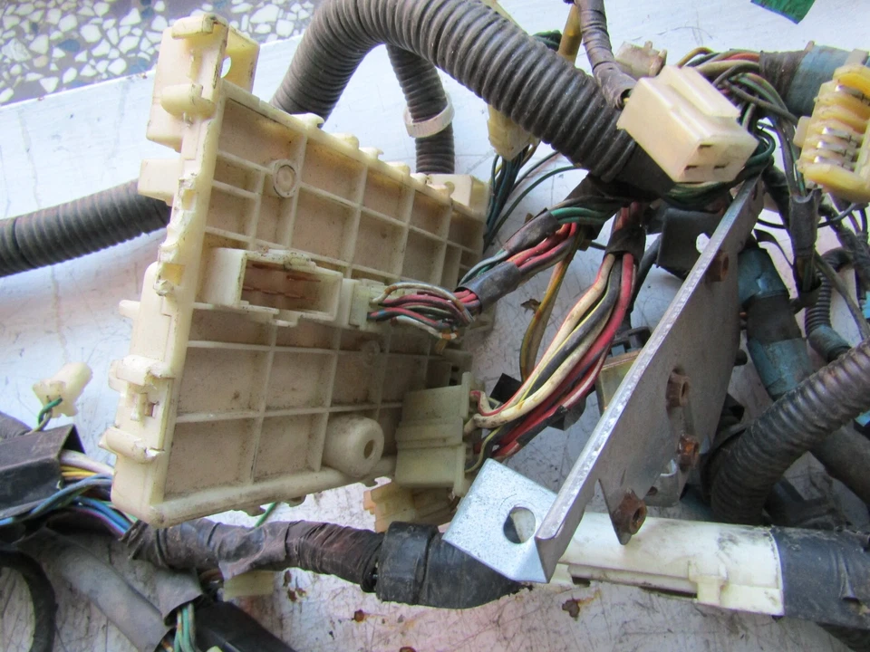 Honda Civic AK Sedán Modelo 1984 87 motor ZA1 1,2cc 12V arnés de cableado LHD... - Imagen 3 de 4