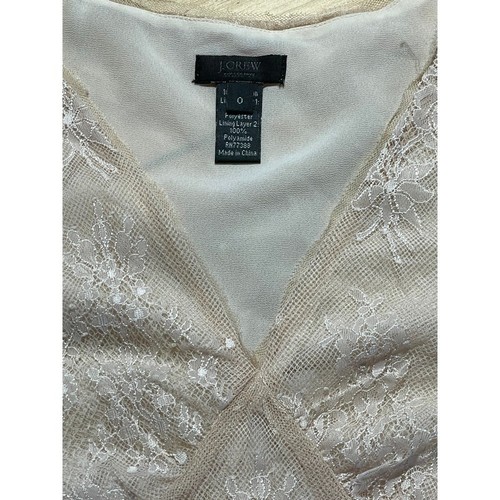 Women's J.Crew Lace V-neck tank top/blouse. Nude Color. Size 0 - Picture 2 of 3