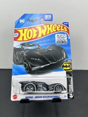 Hot Wheels Batmobile 未開封 s-l400.jpg